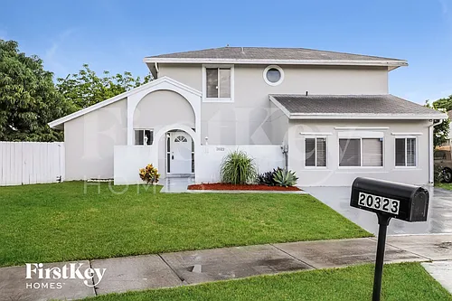 20323 SW 124th Ave Photo 1