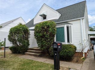 13817 Granger Rd, Garfield Heights, OH 44125