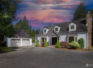 850 SW Normandy Ter, Seattle, WA 98166