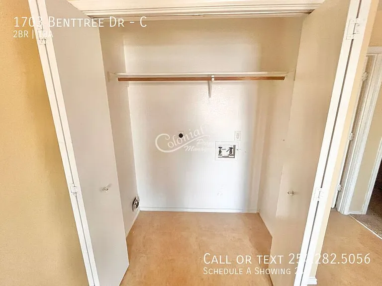 1703 Benttree Dr #C — Photo 16