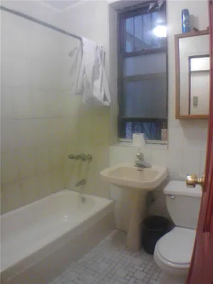 Rented by Oxford Property Group | media 37