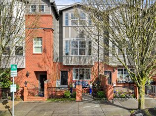 1526 NW 24th Ave #9, Portland, OR 97210