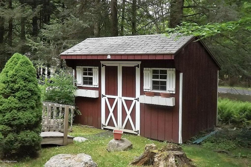 238 Sir Bradford Rd, Blakeslee, PA 18610 Zillow