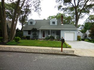 1497 Green Grove Rd, Brick, NJ 08724