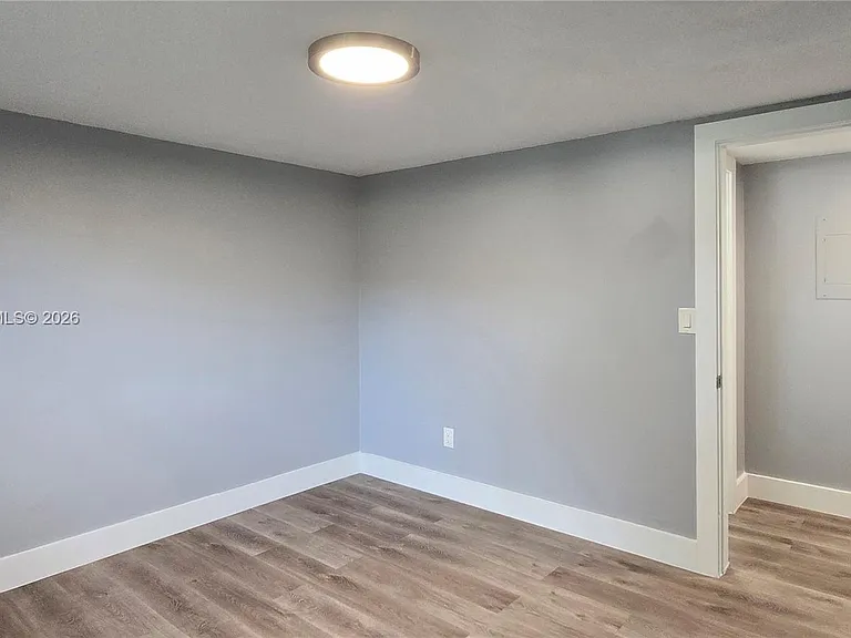 50 W 28th St #52 — Photo 12