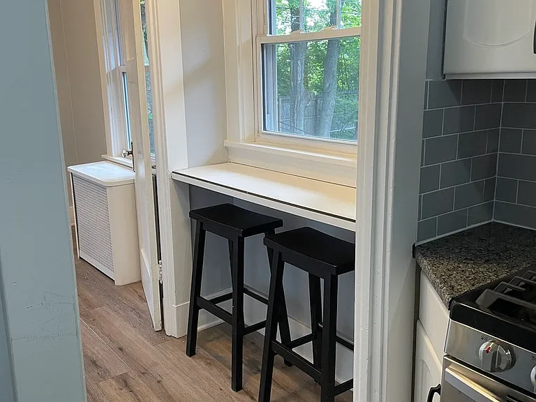 1432 Severn St — Photo 9