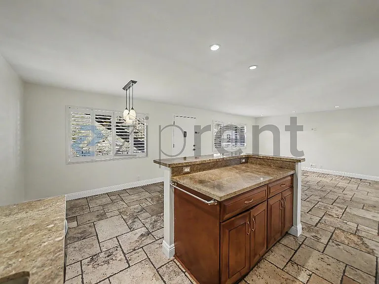 1701 Anacapa St #30 — Photo 19