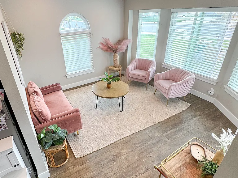 309 S 1800 W — Photo 3