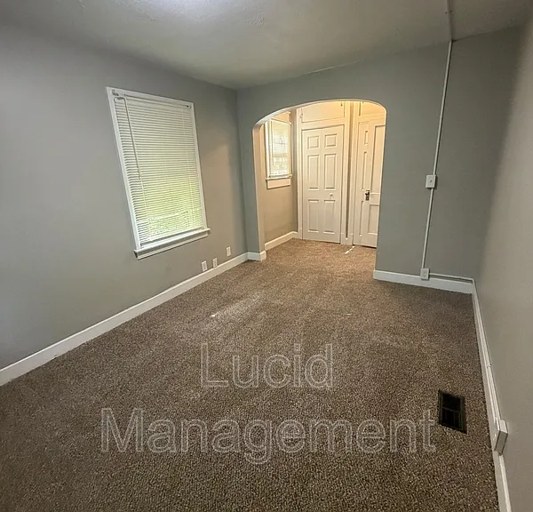 1506 Sale Ave — Photo 11