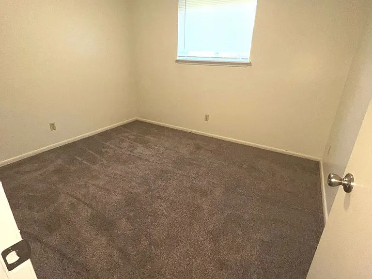 3202 University Dr #K — Photo 6