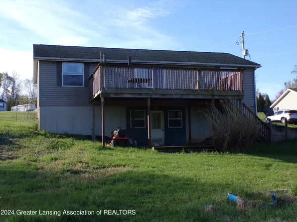 8563 Wildlife Ln, Bellevue, MI 49021