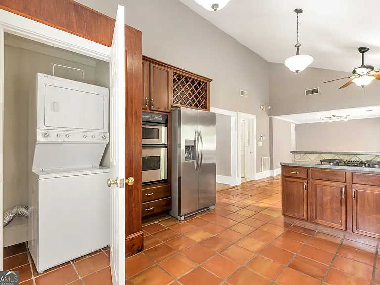 2467 Ellijay Dr NE — Photo 10