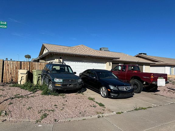 3rd image of 4858 W Cochise Dr