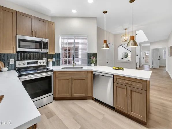 9084 N 47TH Lane, Glendale, AZ 85302