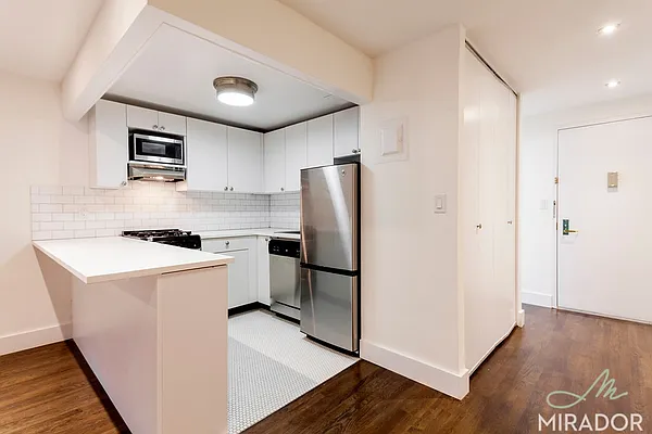 Rented by Mirador Real Estate | media 17