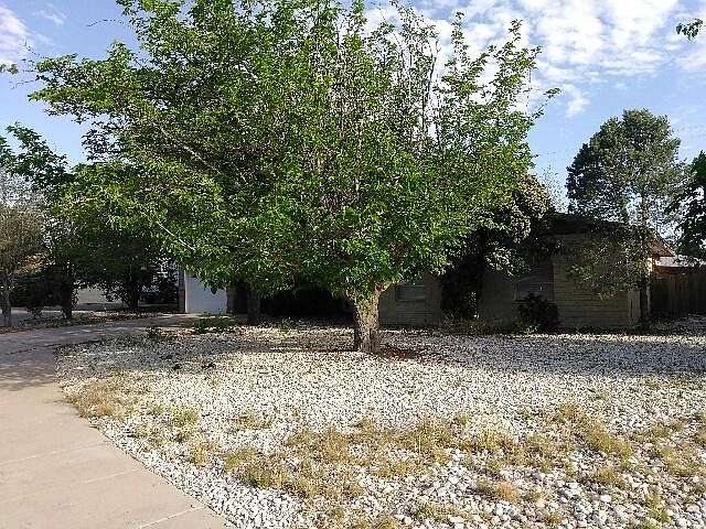 2nd image of 203 La Fonda Dr