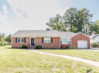 410 Delton Ave, Hopewell, VA 23860