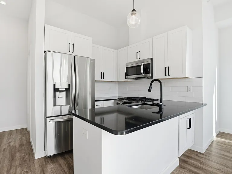 2301 Frankford Ave — Photo 34