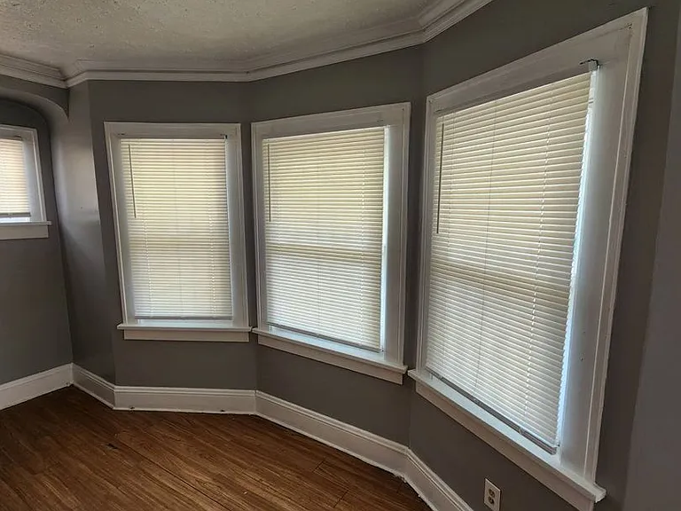 1506 Larchmont Rd — Photo 13