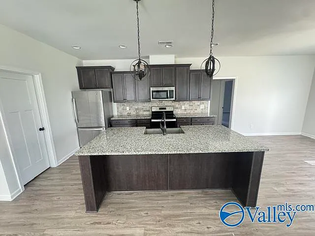 118 Kretzer Ct — Photo 8