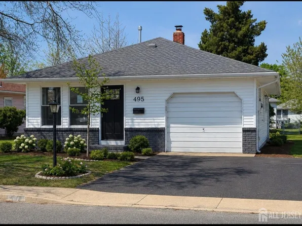 495 Jamaica Blvd, Toms River, NJ 08757