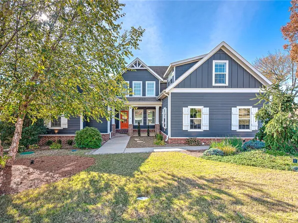 903 Covent Gdns, Cave Springs, AR 72718