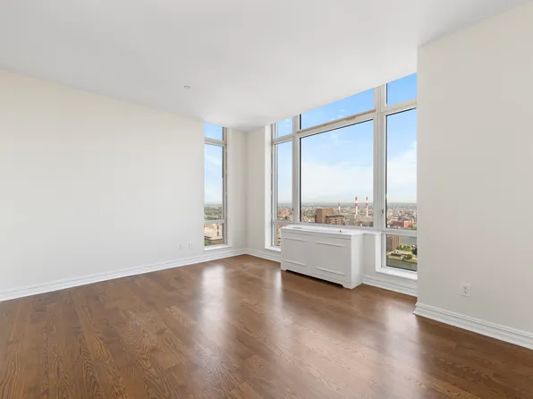 401 East 60th Street image 7 of 11