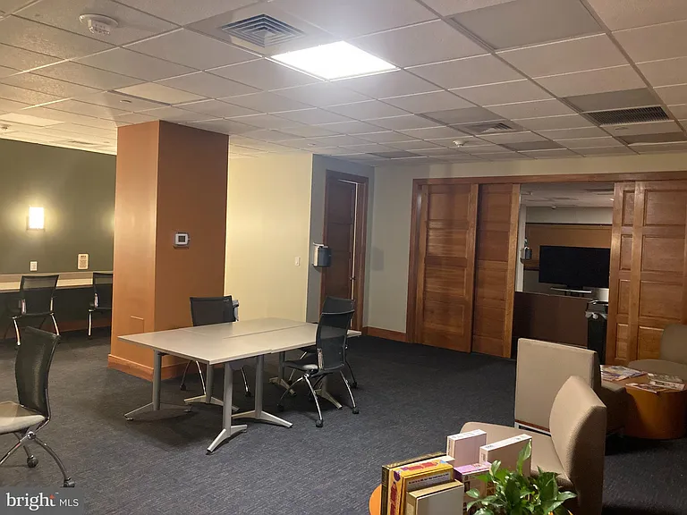 2601 Pennsylvania Ave #710 — Photo 17