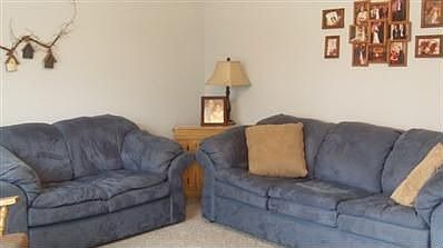 4th image of 1054 N Oak Lane Dr