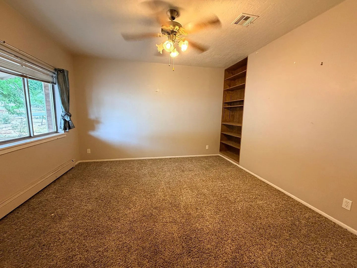 134 S Main Street — Photo 2