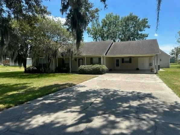 187 Benjamen Ln, Belle Chasse, LA 70037