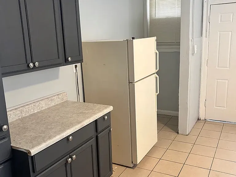 8346 S Maryland Ave #2 — Photo 5