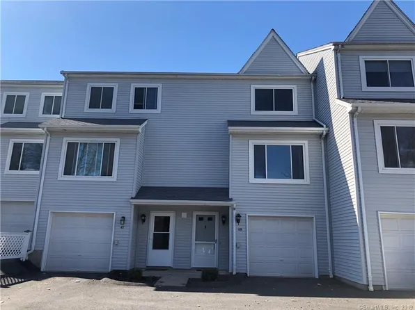 69 Northwest Dr APT 48, Plainville, CT 06062