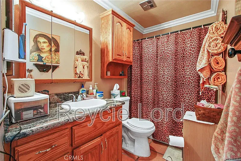 1 bed, 1.0 bath, 700 sqft, $2,050 — Photo 4