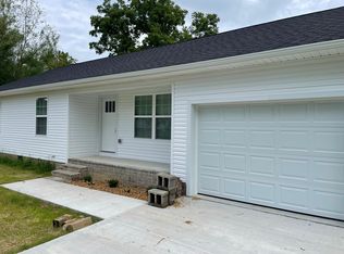 124 Cherry St, Baxter, TN 38544