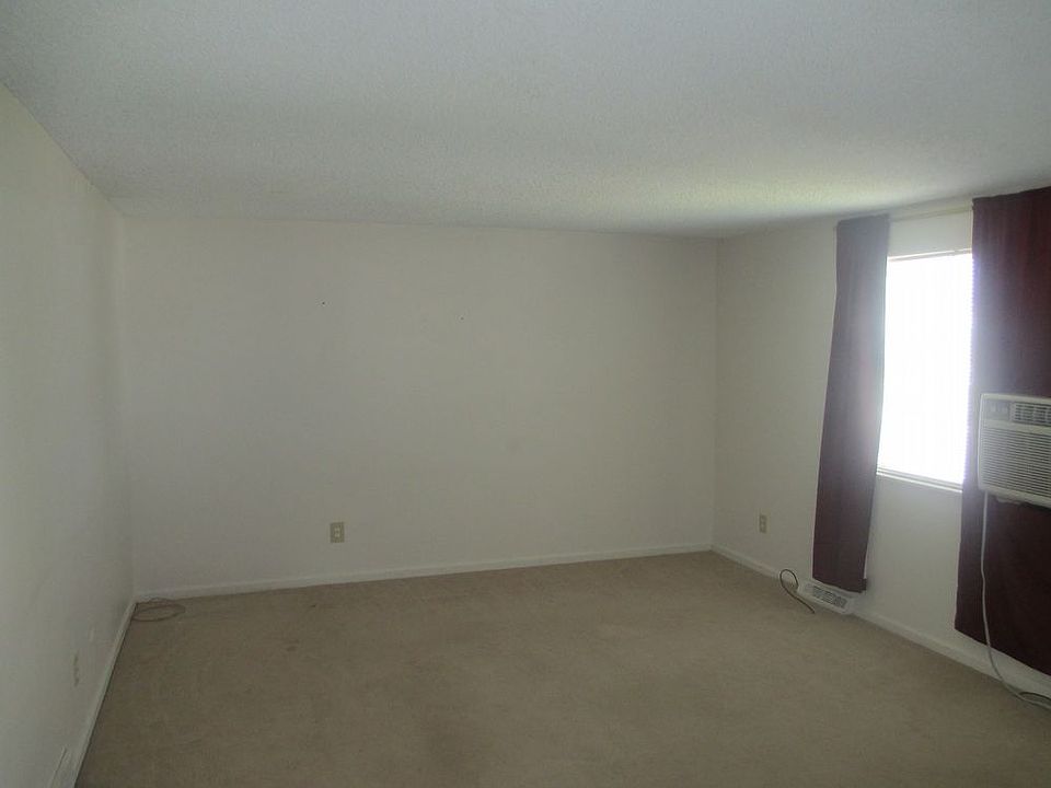 2nd image of 162 Pegasus Dr