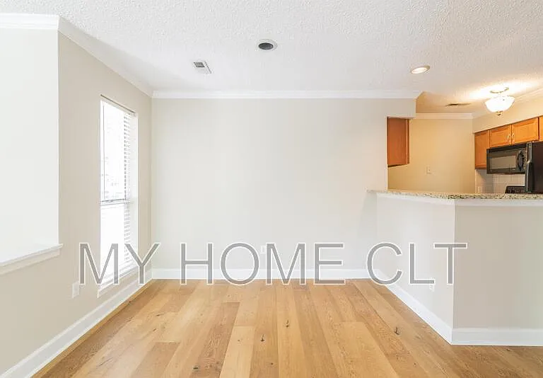 2516 Cranbrook Ln #11 — Photo 6
