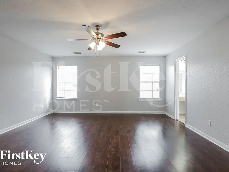 11210 Flying Geese Ln — Photo 8