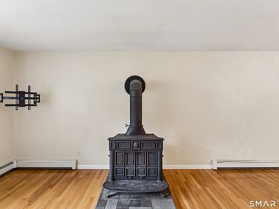 4th image of 28 Andrew Drive