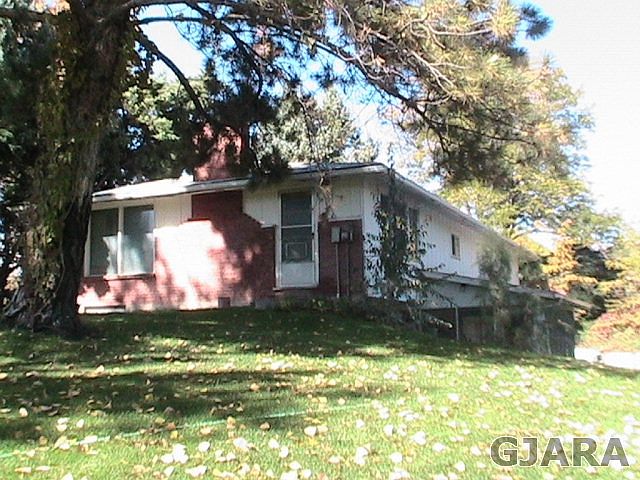 2nd image of 2643 Chestnut Dr