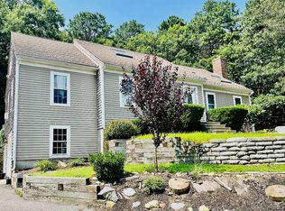 61 Island St, South Dennis, MA 02660