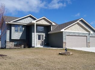 1040 Lincoln St NW, Maple Lake, MN 55358