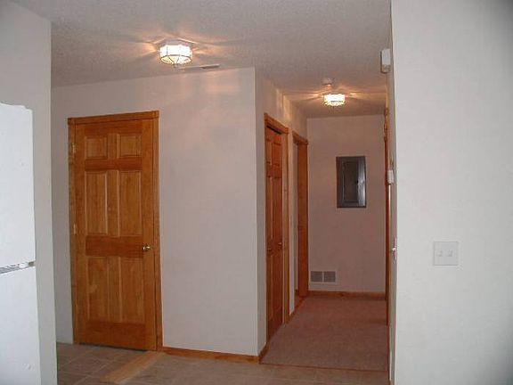 Entry & Hallway