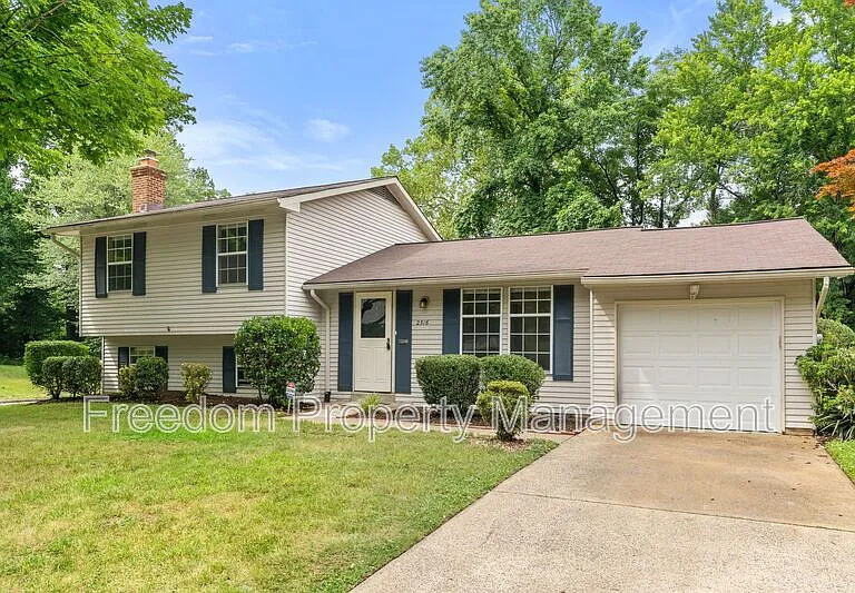 2516 Tabor Ct — Photo 35