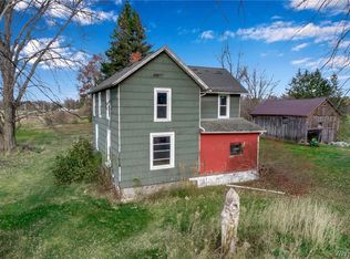 6577 Dale Rd, Newfane, NY 14108