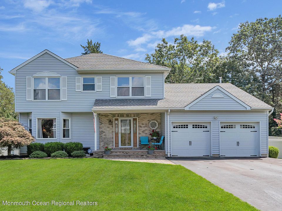 1st image of 1005 Isaac Ct