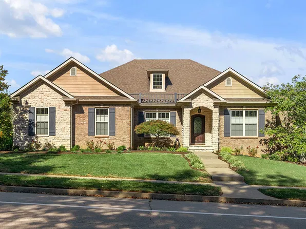 2465 Dogwood Trace Blvd, Lexington, KY 40514