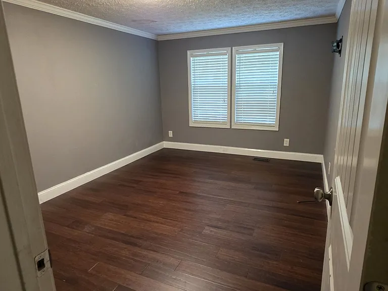 3rd Bedroom 11x12 with walk in closet