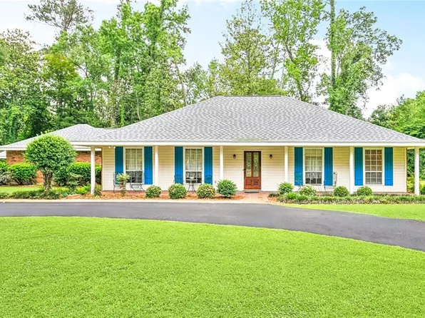 121 Forest Dr, Mandeville, LA 70471