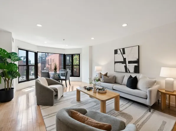 16 Harcourt St APT 4C, Boston, MA 02116
